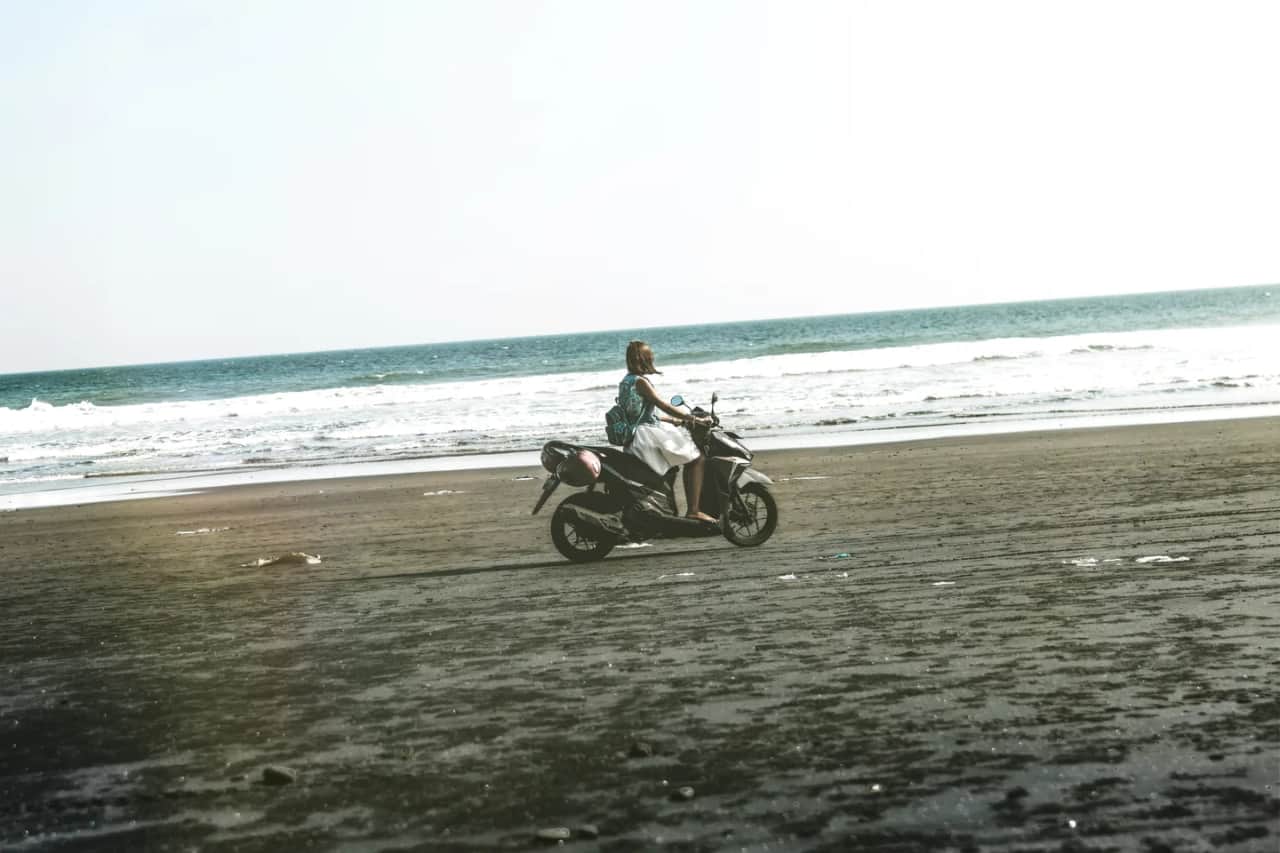 Bali Motorbike & Scooter Tour: 8-Hour Private Rider Guide (Max 1 Passenger)