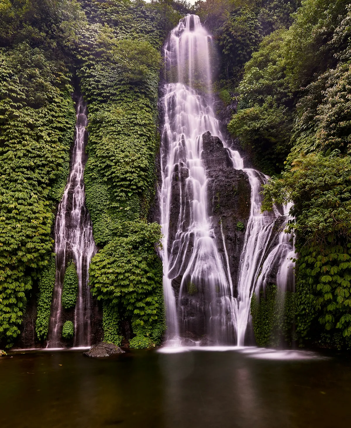 Banyumala Twin Waterfall