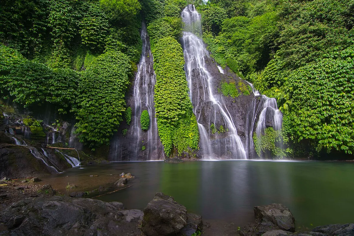 Banyumala Twin Waterfall