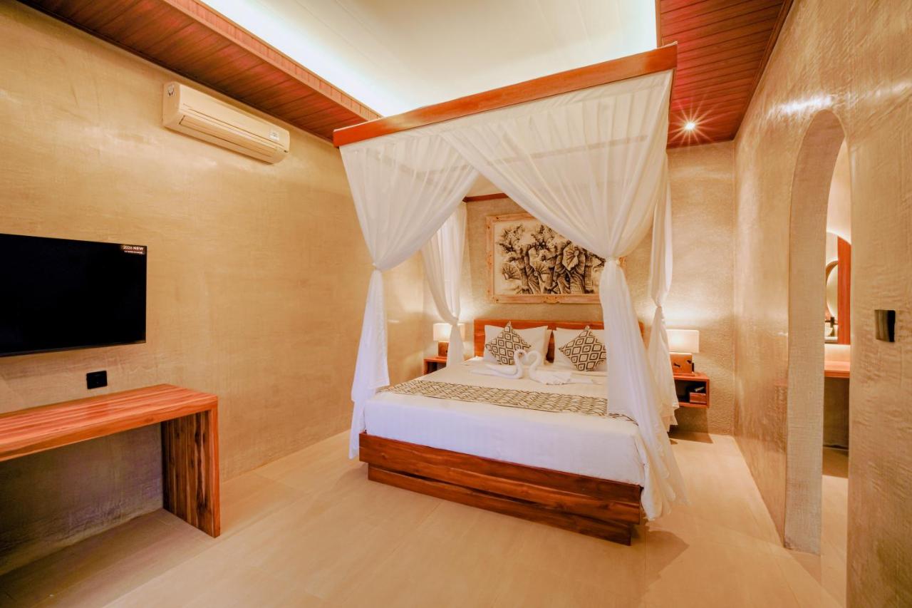 Peaceful Bedroom Ambience with Climate-Controlled AC - Uma Sari Bedulu Luxury Villas Ubud