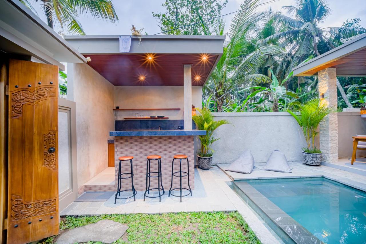 Private Pool Sanctuary Surrounded by Greenery - Uma Sari Bedulu Luxury Villas Ubud