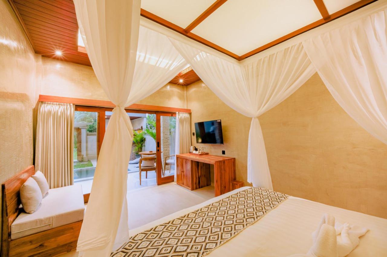 In-Room Smart Flat-Screen TV & Entertainment Setup - Uma Sari Bedulu Luxury Villas Ubud